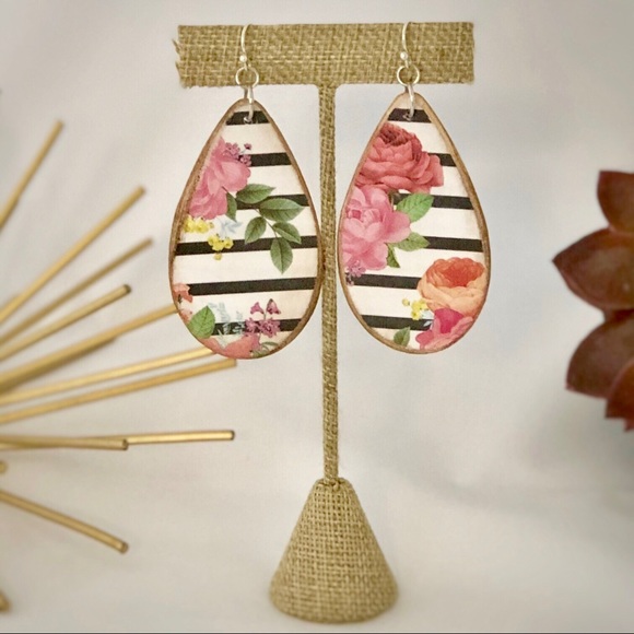 Handmade Wood Earrings - Picture 1 of 3